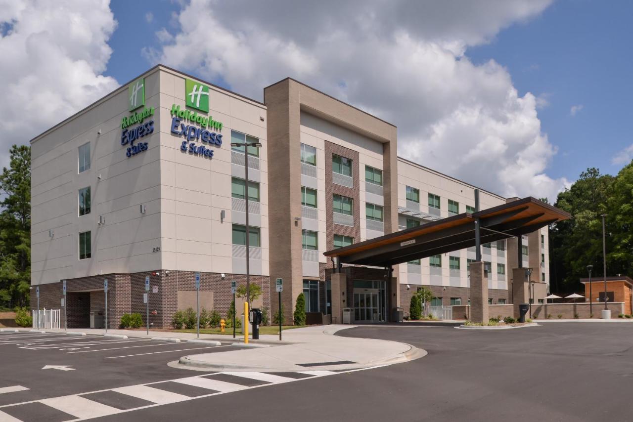 Holiday Inn Express & Suites Charlotte - Ballantyne, An Ihg Hotel Exterior photo