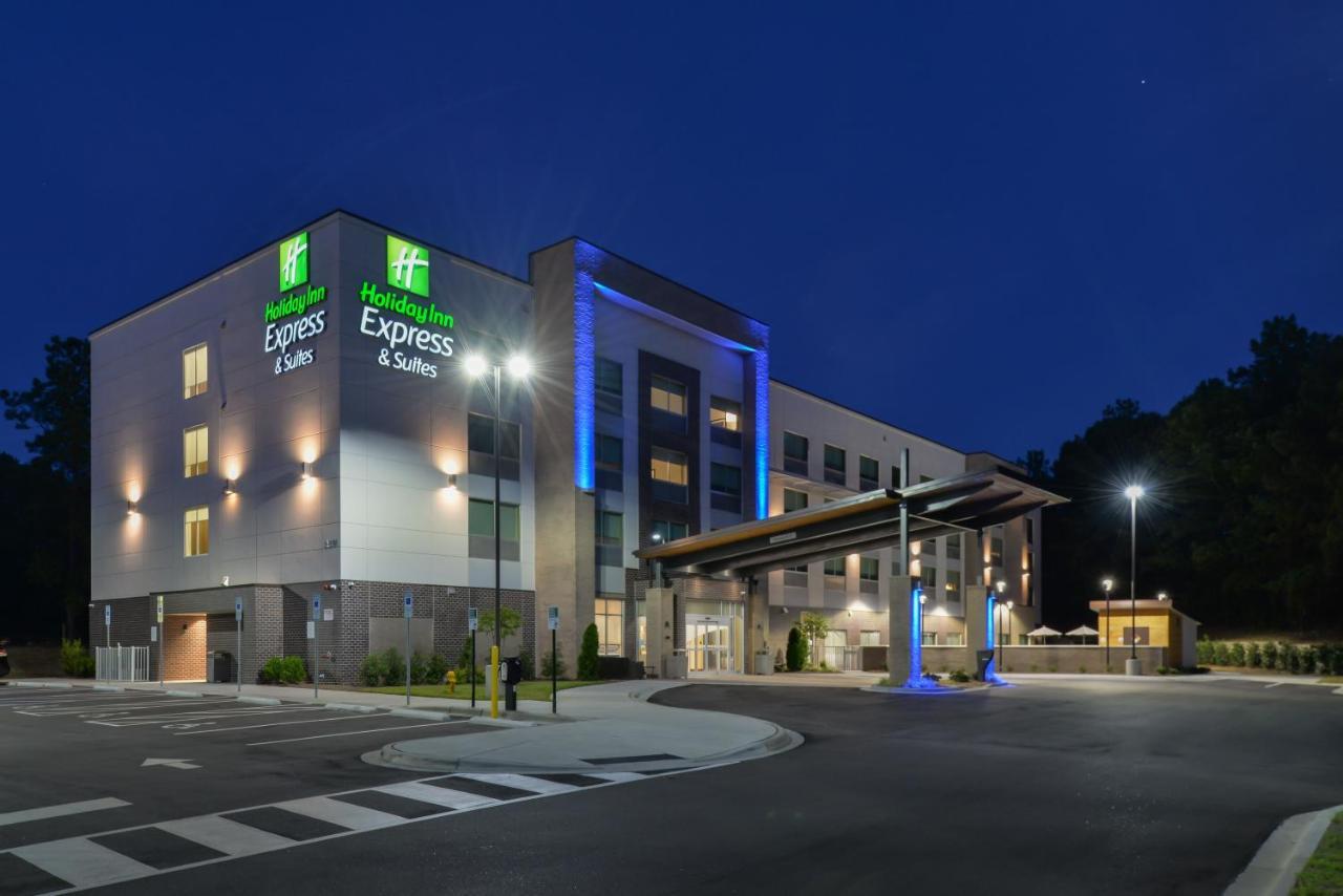 Holiday Inn Express & Suites Charlotte - Ballantyne, An Ihg Hotel Exterior photo