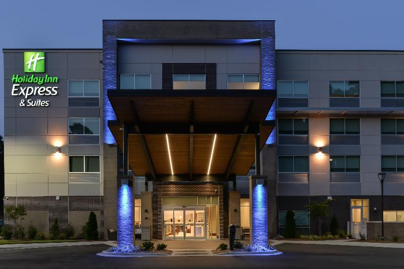 Holiday Inn Express & Suites Charlotte - Ballantyne, An Ihg Hotel Exterior photo